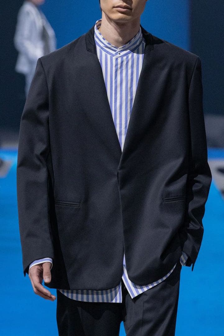 【美品】CINOH ブラック ノーカラージャケット