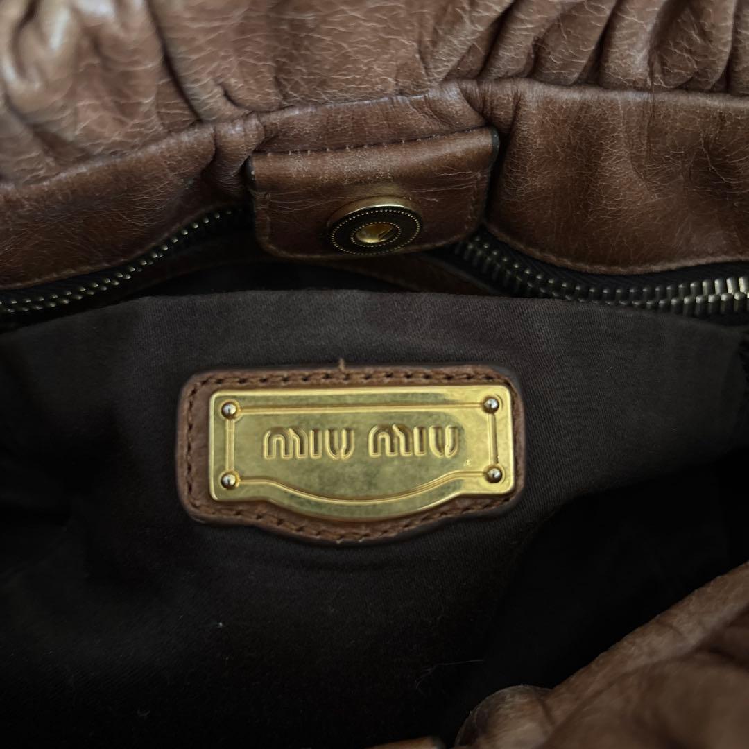 miumiu VITELLO LUX 2way ショルダーバッグ　ブラウン