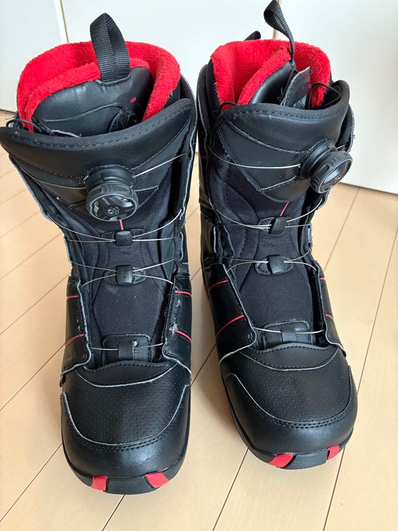 初心者の方向けスノーボード4点セット　板　ウェア　ブーツ　ゴーグル