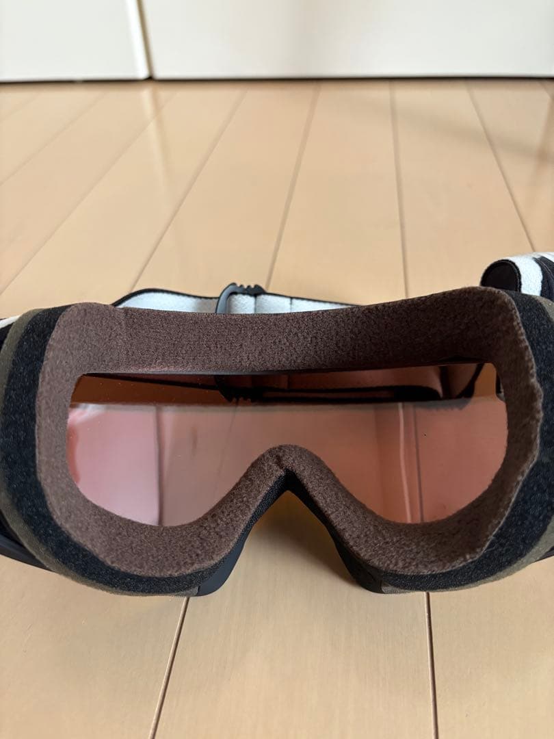 初心者の方向けスノーボード4点セット　板　ウェア　ブーツ　ゴーグル