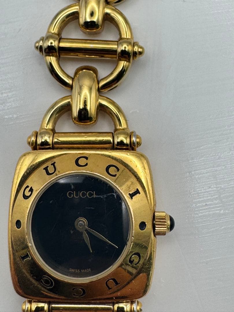 GUCCI 6400L ブラック文字盤 グッチ クォーツ 腕時計 稼働品
