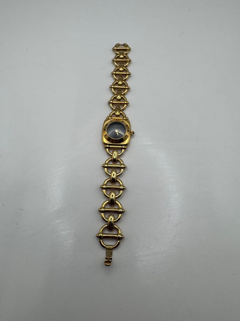 GUCCI 6400L ブラック文字盤 グッチ クォーツ 腕時計 稼働品