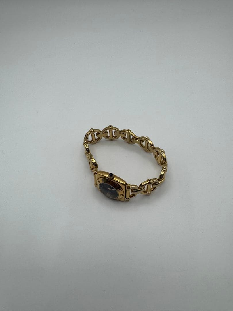 GUCCI 6400L ブラック文字盤 グッチ クォーツ 腕時計 稼働品