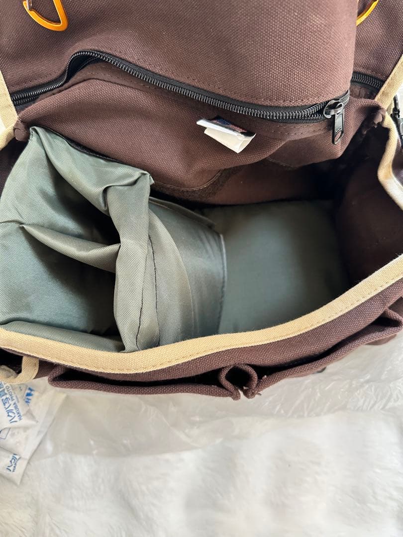 大人気！超美品‼️ 手に入らない。 ドンケ　F2カメラバッグ