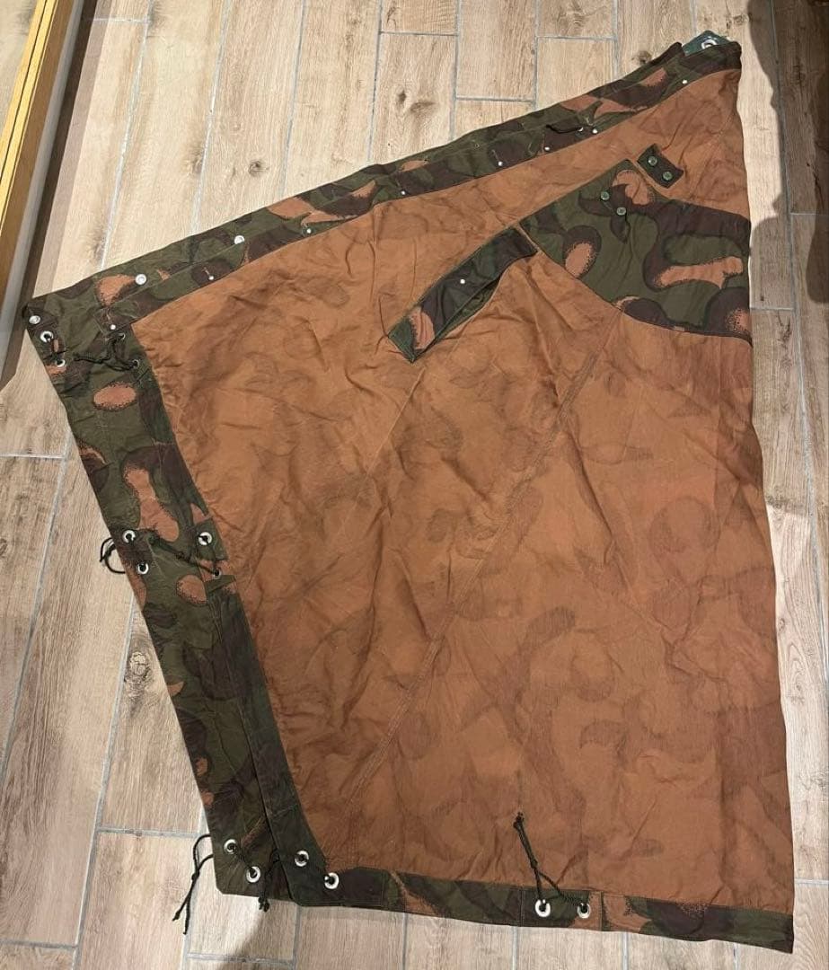 ハンガリー軍　パリパリ 軍幕　ポンチョテント　1 枚