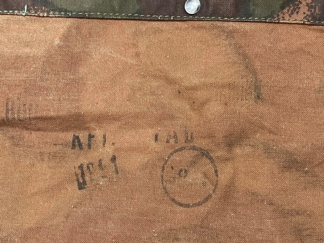 ハンガリー軍　パリパリ 軍幕　ポンチョテント　1 枚