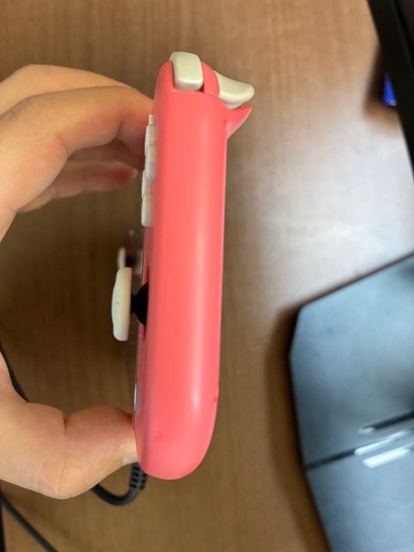 Switch Lite コーラル