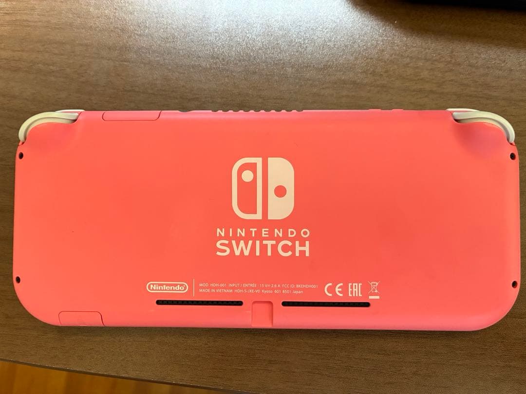 Switch Lite コーラル