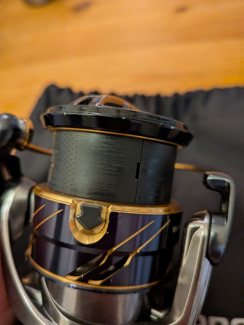 値下げ SHIMANO 16Vanquish C3000HG スピニングリール