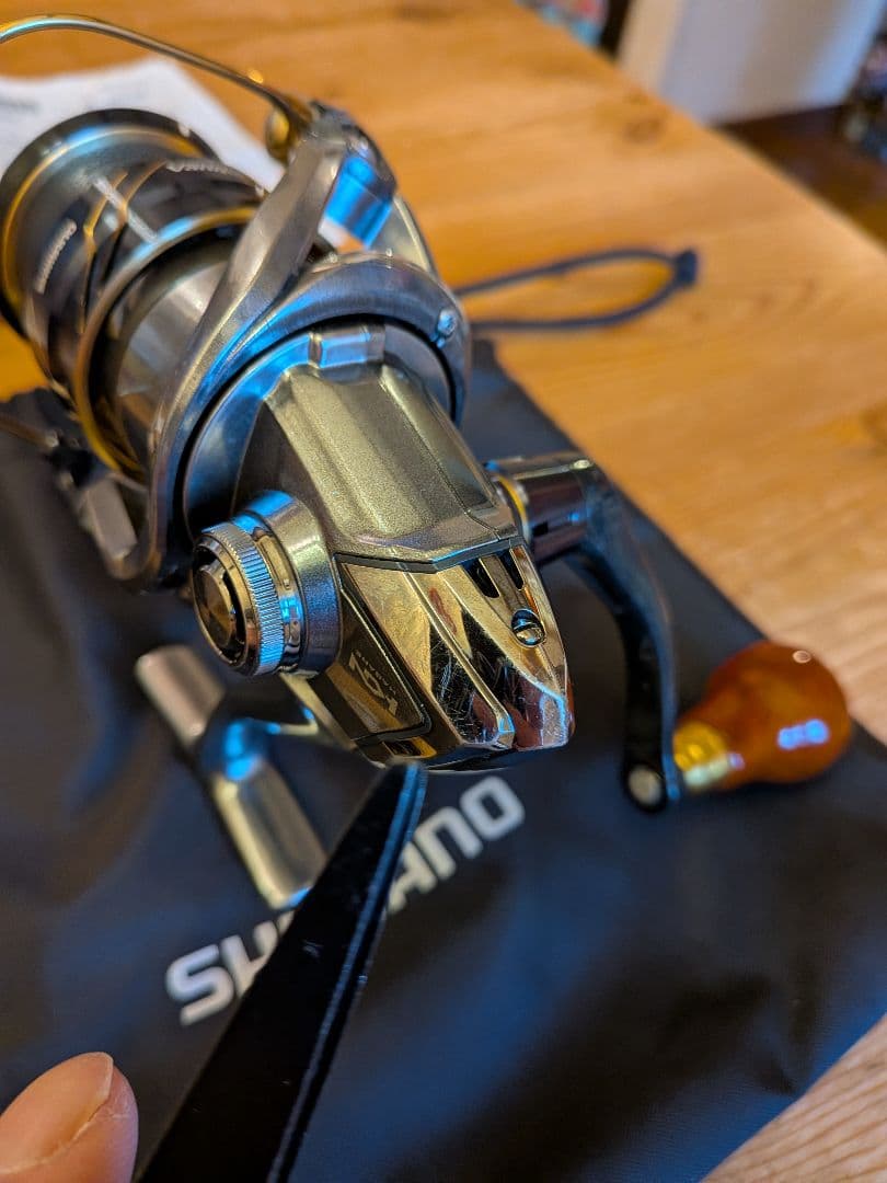 値下げ SHIMANO 16Vanquish C3000HG スピニングリール
