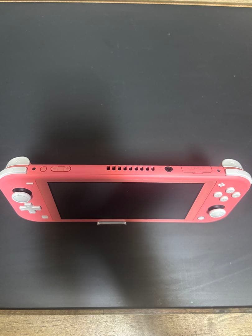 Nintendo Switch Lite 本体　コーラルピンク