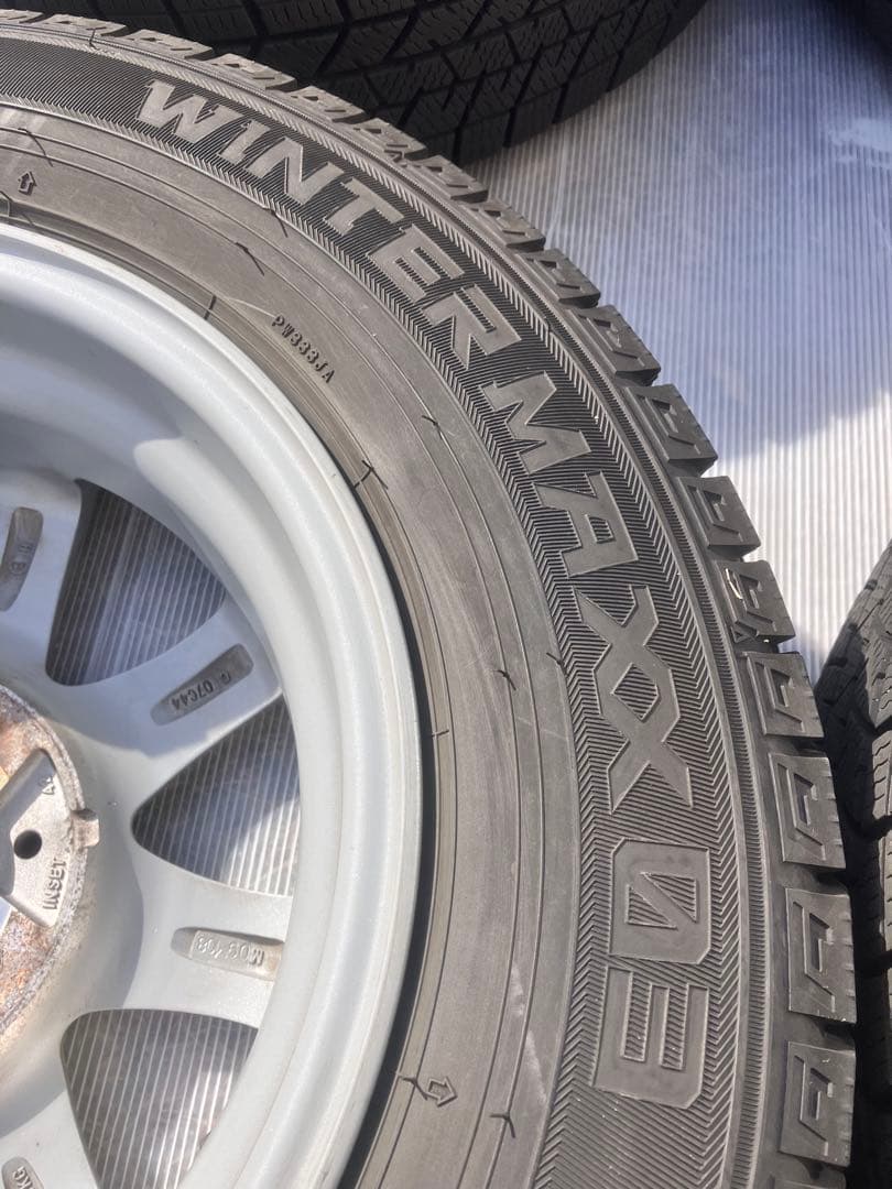 スタッドレスタイヤ　ホイール付4本【2021年】ダンロップ145/80R13