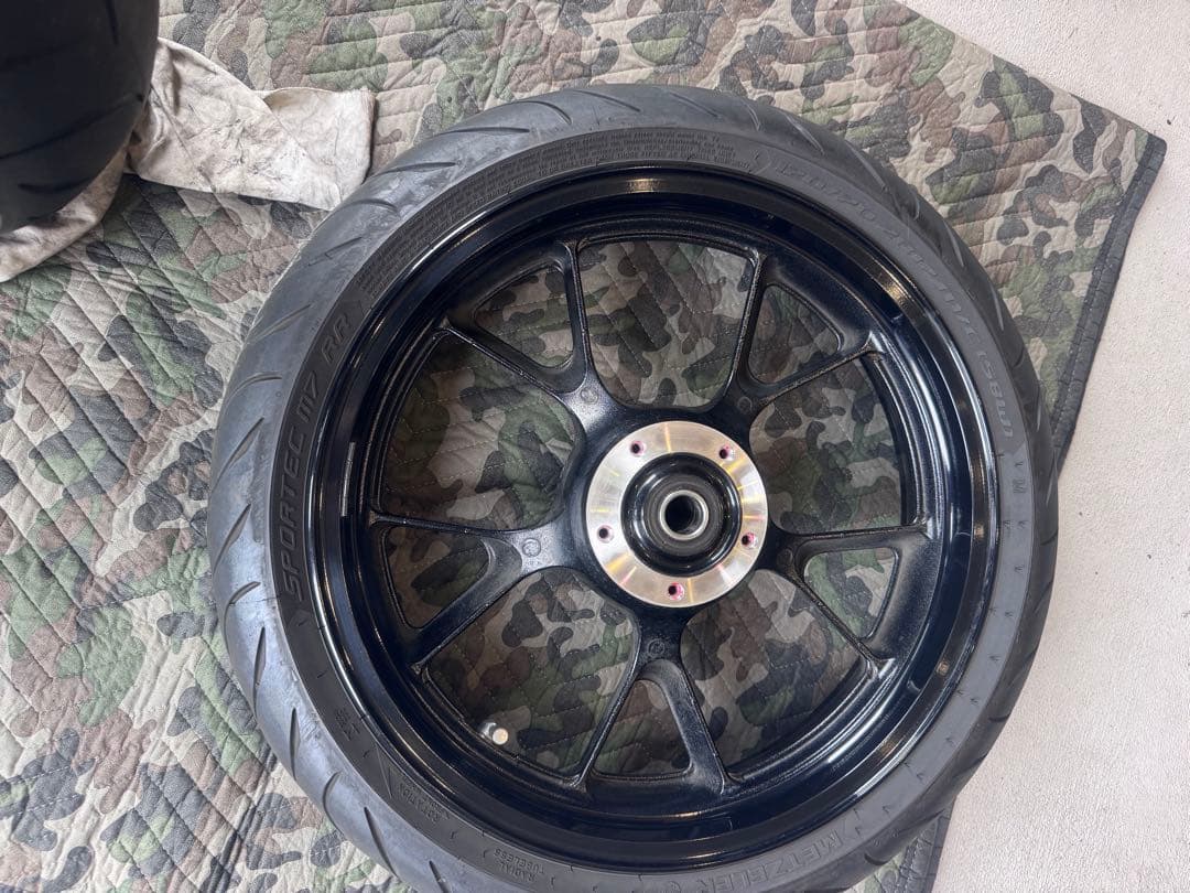 zrx1200daeg 純正ホイール