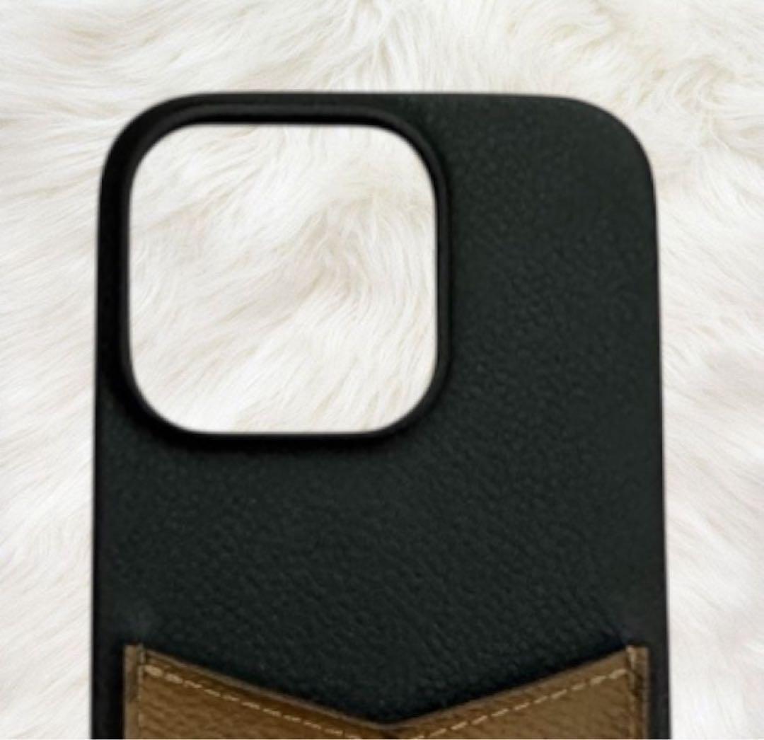 美品 ルイヴィトン iPhone 14pro モノグラム リバース バンパー