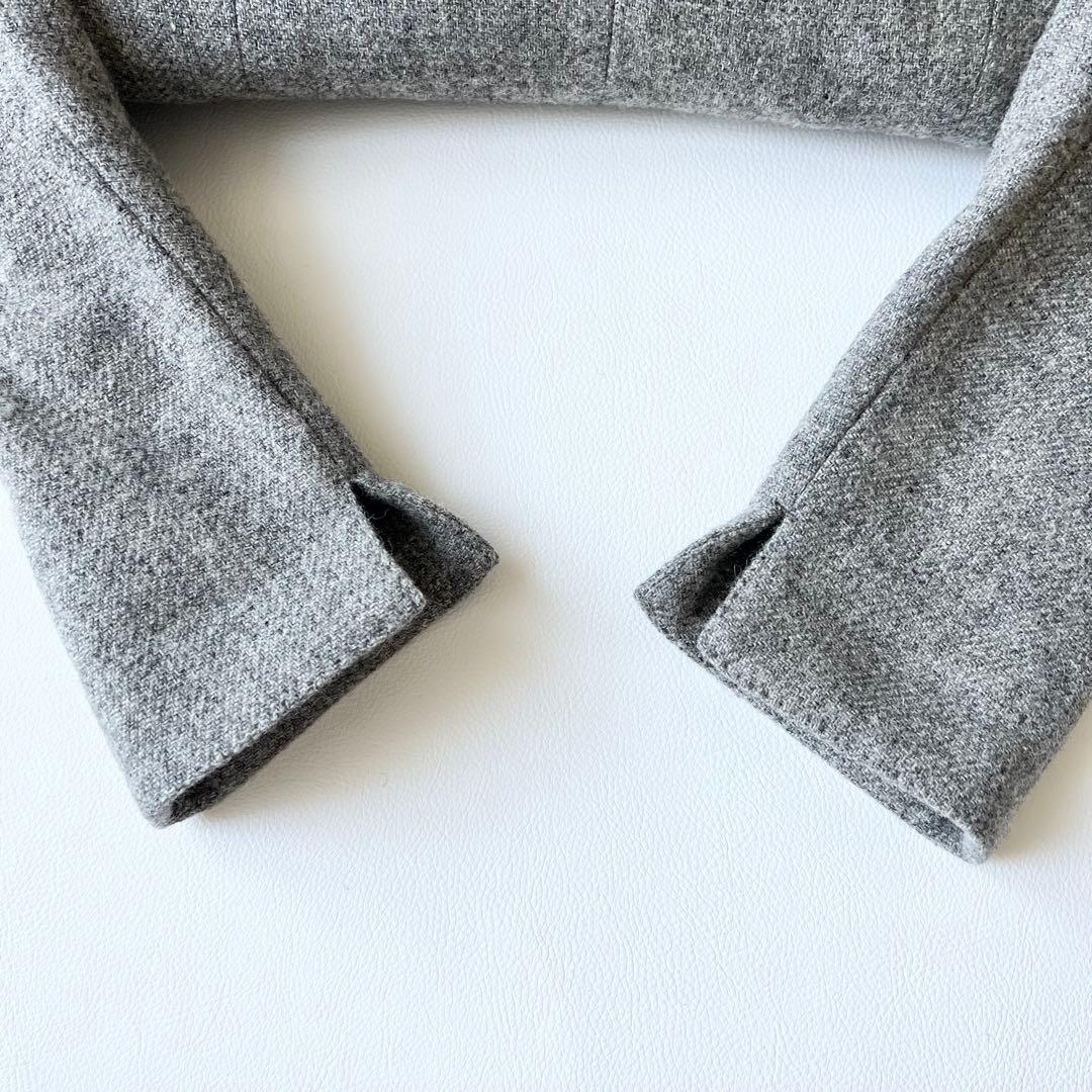 4980【美品】45R シェットランドツィードジャケット　チャーム付き　グレー