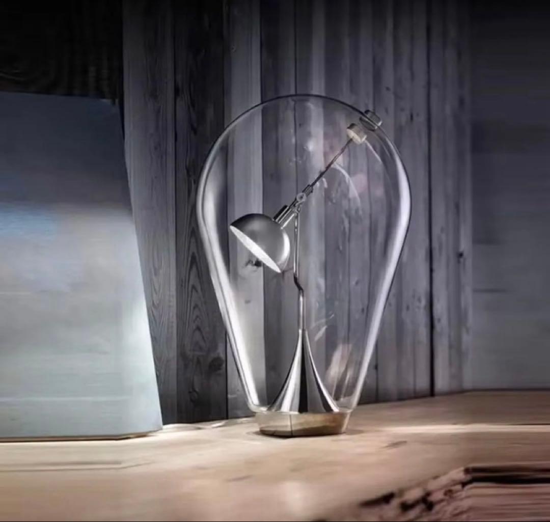 【デザイン照明】マグネット可動式 ガラスドームLEDランプ 北欧風　卓上ライト