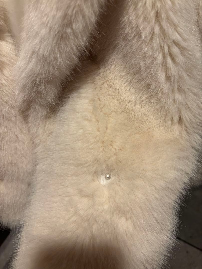 ZARA フェイクファージャケットホワイト