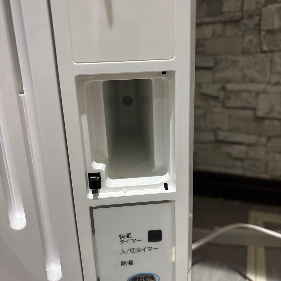 ウインドエアコン KOIZUMI KAW-1692-W(ホワイト)