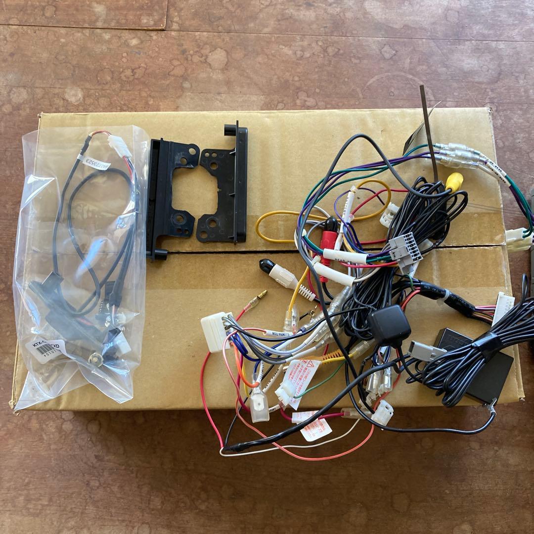 y*s様 Panasonic Strada CN-E205D カーナビ