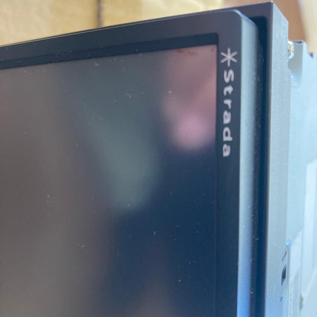 y*s様 Panasonic Strada CN-E205D カーナビ