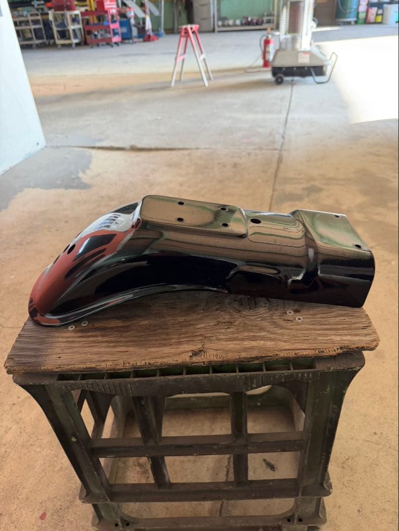 z1z2 リアフェンダー　FRP