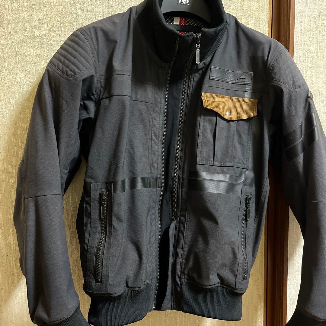 モ*ん様 クシタニ　アーカナリブブルゾン「ブラック」