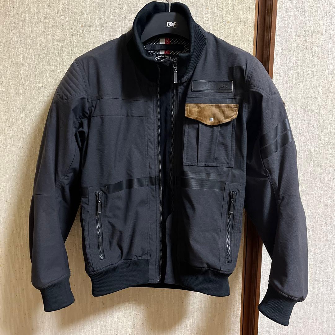 モ*ん様 クシタニ　アーカナリブブルゾン「ブラック」