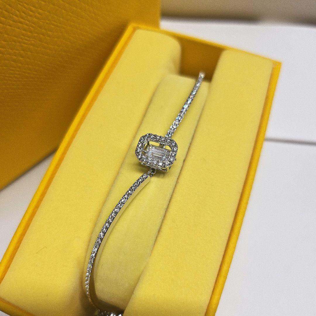 SWAROVSKI　スワロフスキー　ブレスレット　バングル　Millenia