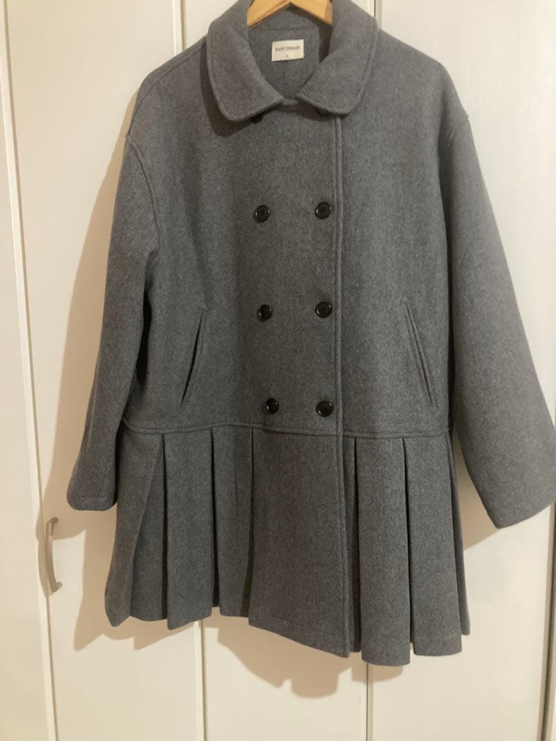 プリーツコート