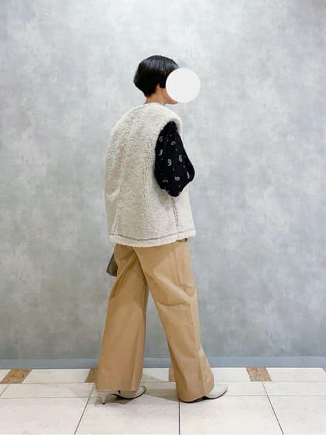 美品 トゥモローランド マカフィー 3万円 リバーシブル ジレ ムートン風