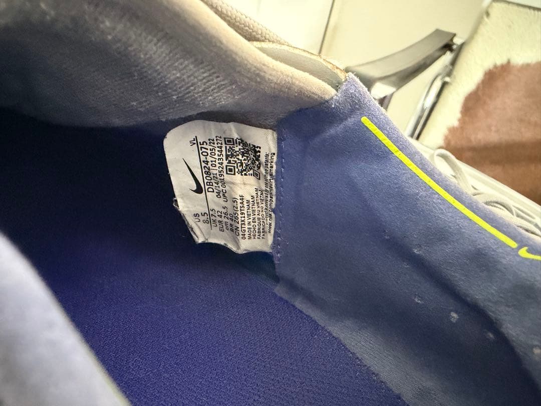 Nike ティエンポレジェンド9 エリートAG 26.5 シルバー 中古