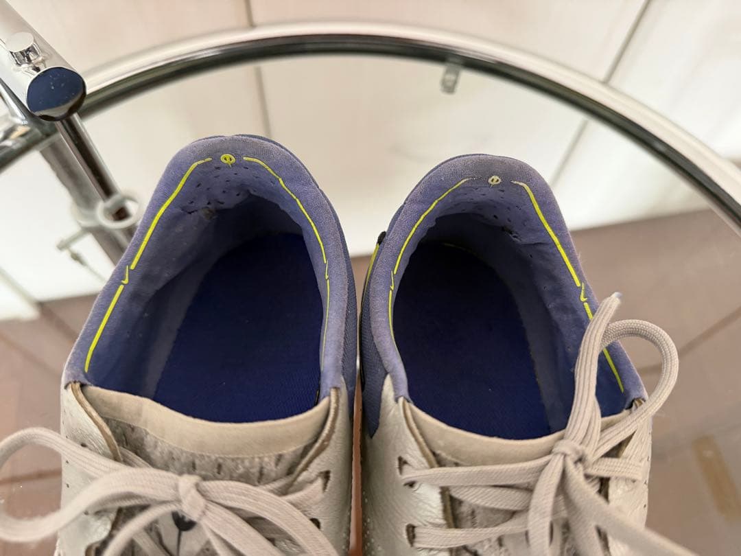 Nike ティエンポレジェンド9 エリートAG 26.5 シルバー 中古