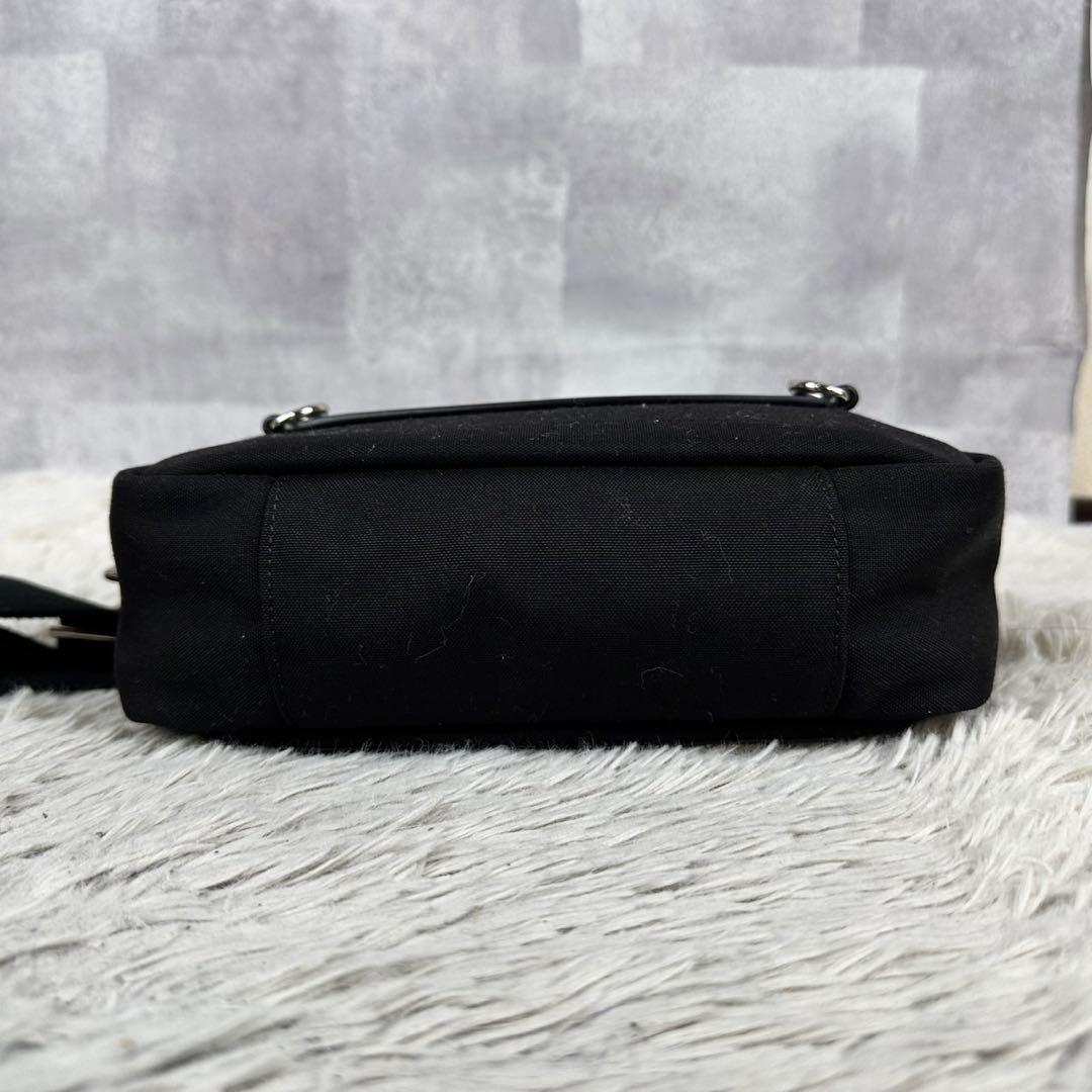 A4可 美品 ヴァレンティノガラヴァーニ レザー 2WAY ショルダーバッグ 黒