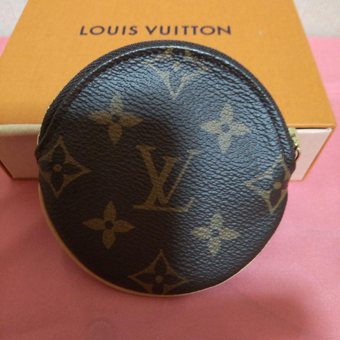 新品）ルイヴィトンケース丸型