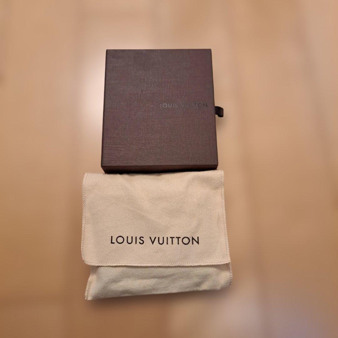 M*i様 Louis Vuitton モノグラム　マカサーポルトフォイユミンドロ
