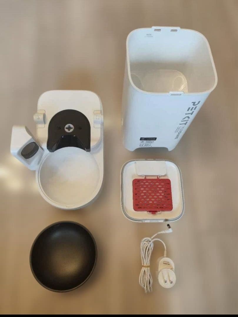 「本日限り」PETKITP571 ペット用給餌器カメラ付ホワイト