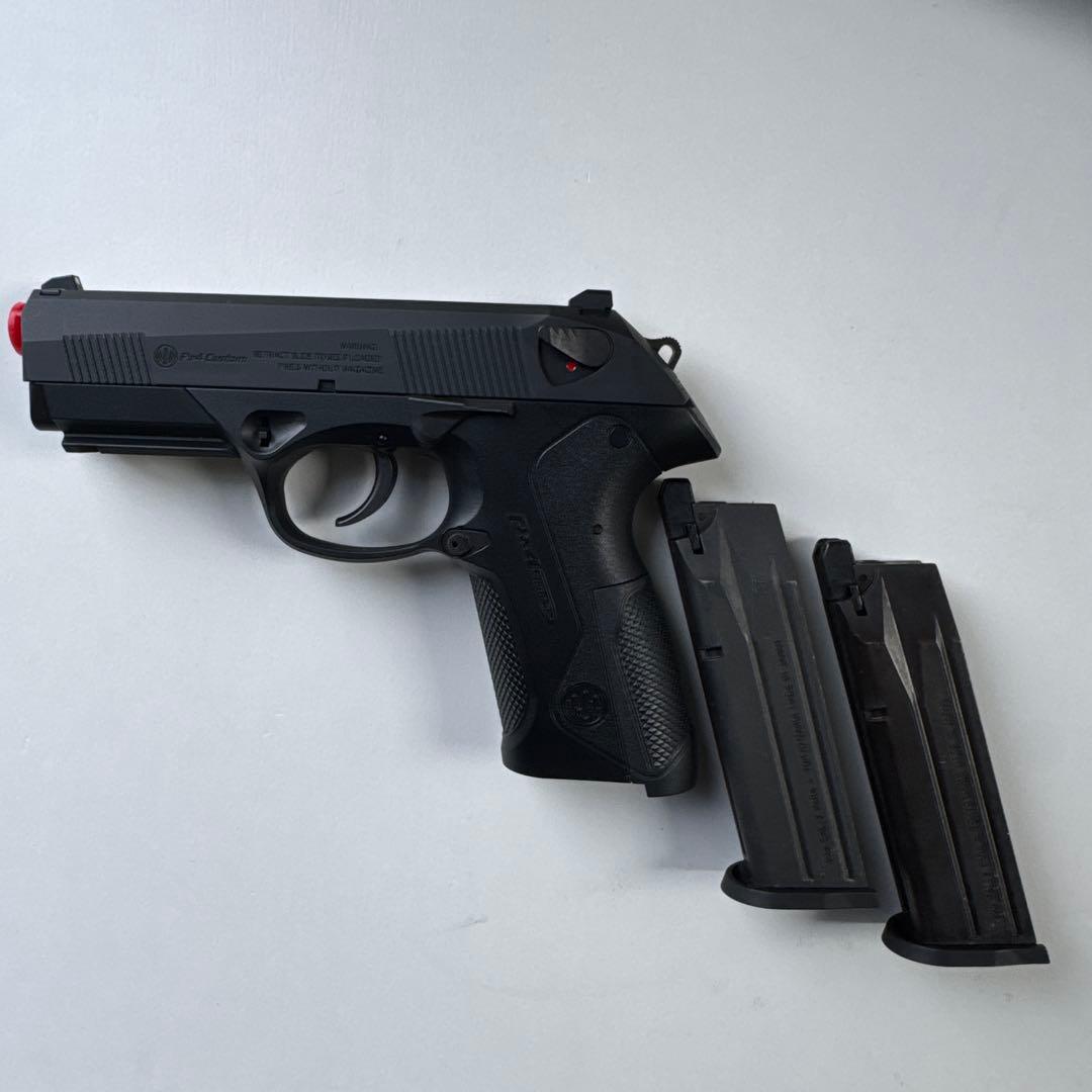 東京マルイ　PX4 ガスガン マガジン付き　ガスブローバック