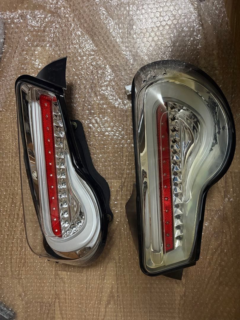 86 Valenti テールランプbrz