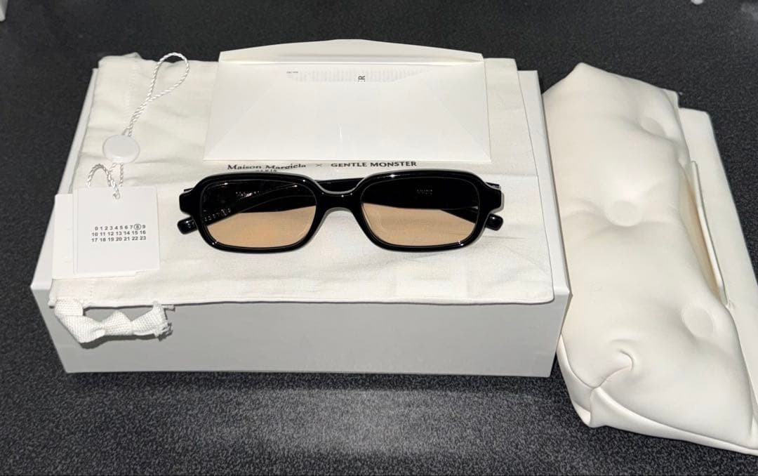 小物 GENTLE MONSTER Maison Margiela MM210