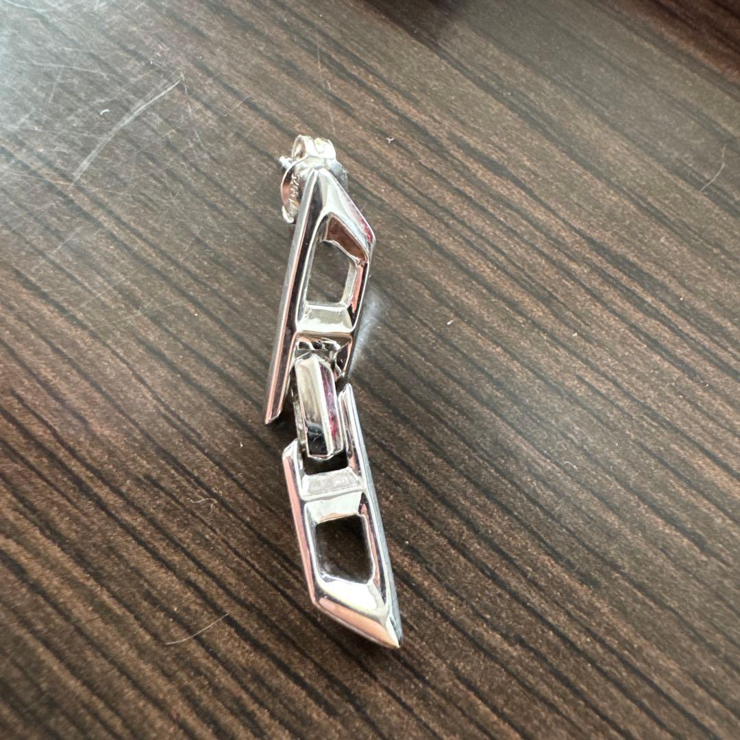 ディーゼル　片耳　ピアス