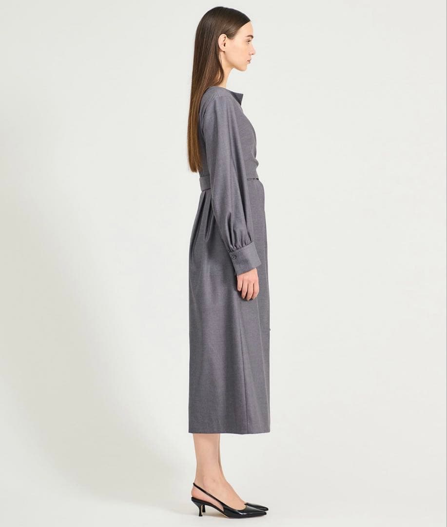 美品　ストレッチギャバジン カシュクールワンピース　エストネーション