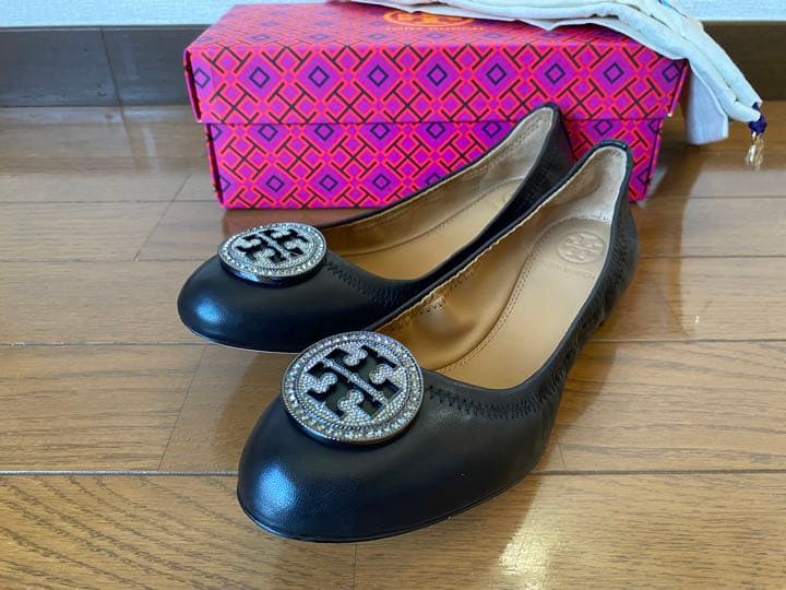 Tory Burch フラットシューズ　黒　24cm