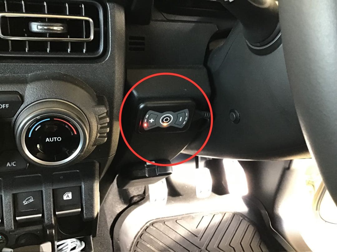 ☆美品 スズキ車専用 スロットルコントローラー NEW PPT ジムニーなど☆