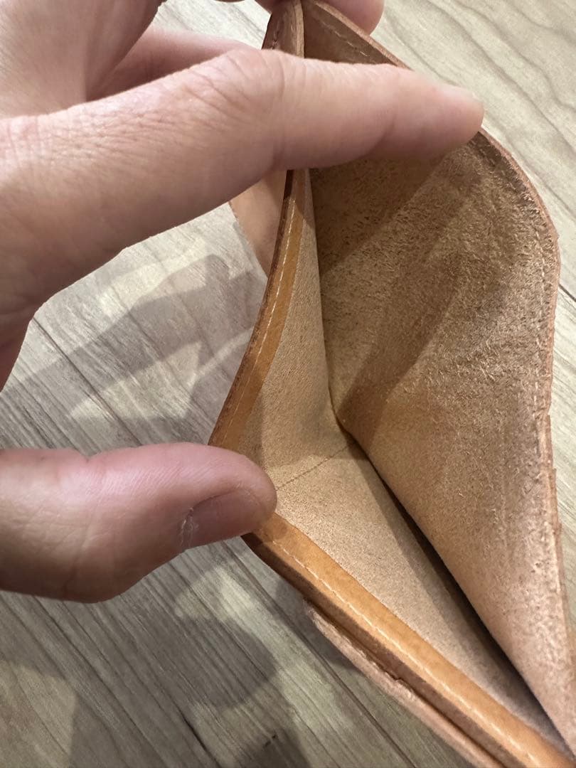 イルビゾンテ　折り畳み財布