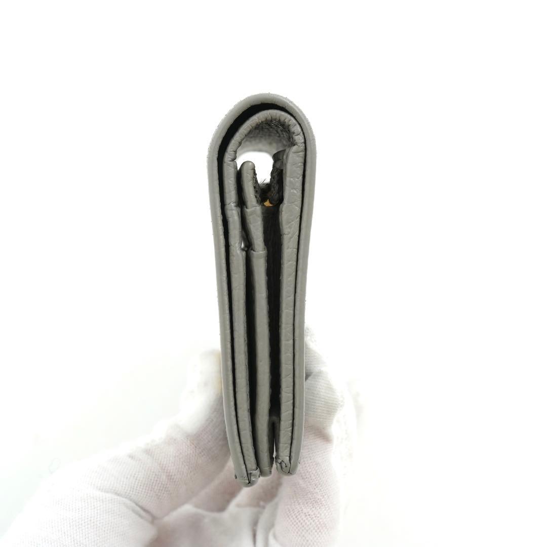 ✨未使用展示品✨ GUCCI ミニ財布　マーモント　エンボスロゴ　GG グレー