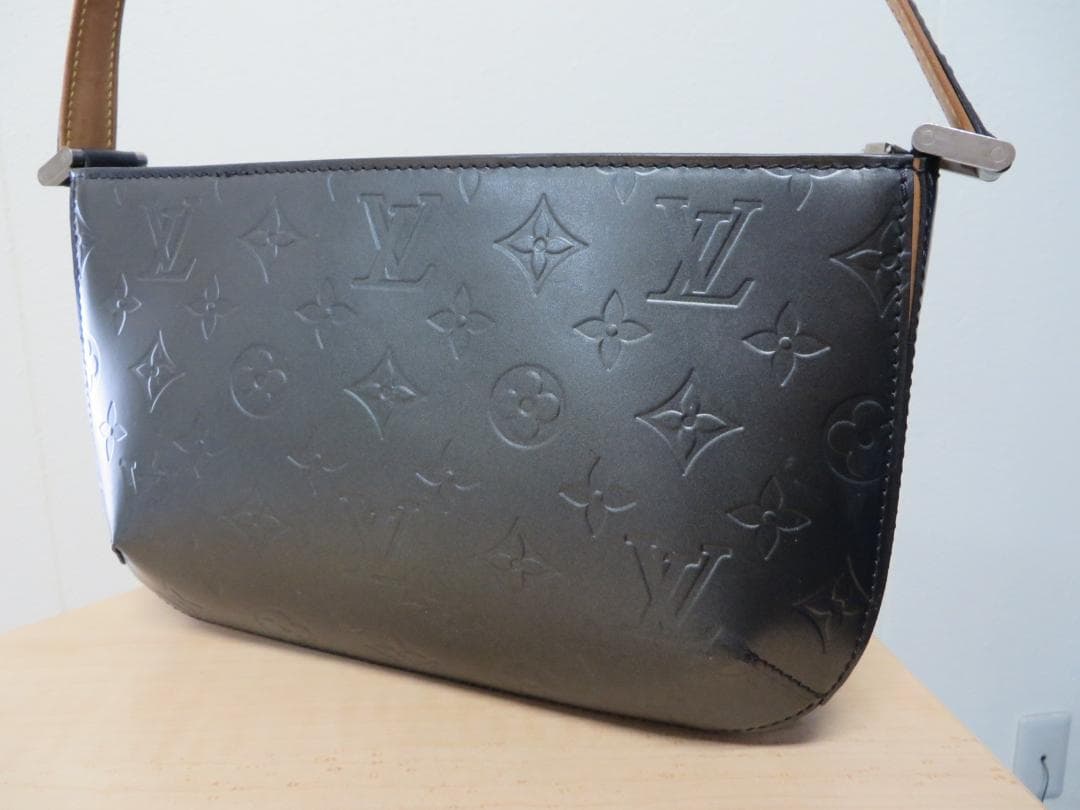 ルイヴィトン ファウラー モノグラムマット ショルダーバッグ M55142