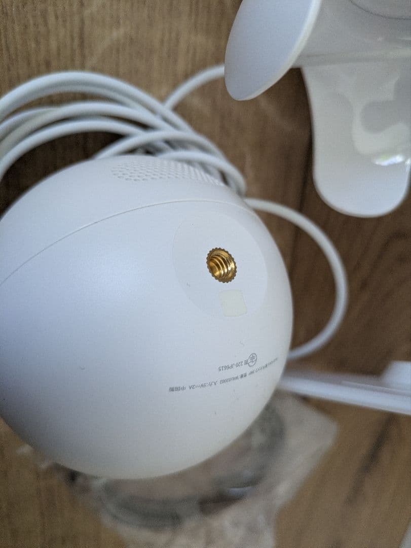 スイッチボット防犯カメラ（ソーラーパネル、マウント付き）