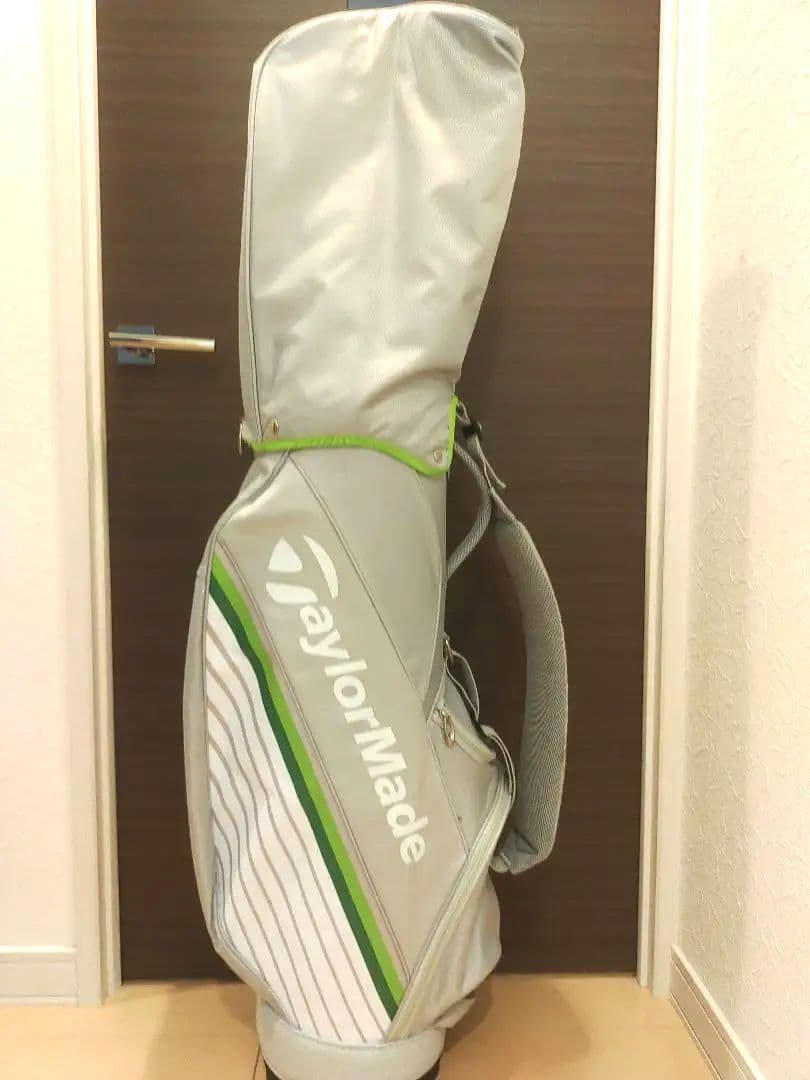 美品　TaylorMade テーラーメイド　キャディバッグ