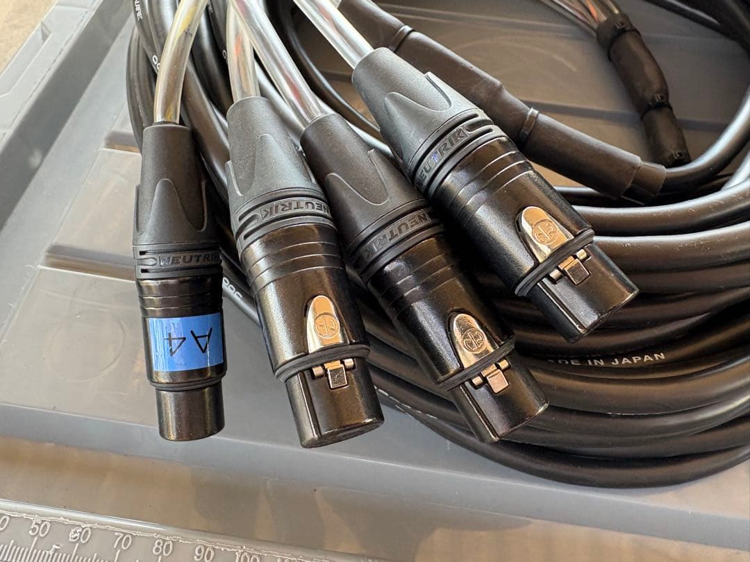 s*4様 カナレMR202-4AT XLR 4chマルチケーブル25m