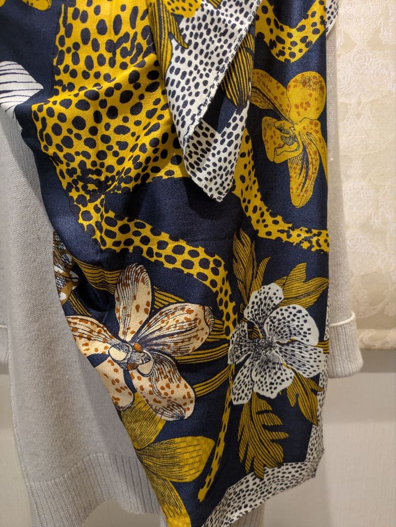 ⭐️INOUITOOSH(イヌイトゥーシュ) 大判ストール シルク50%⭐️